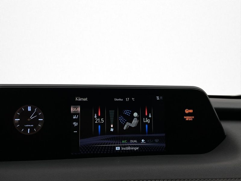 Lexus UX bild 20