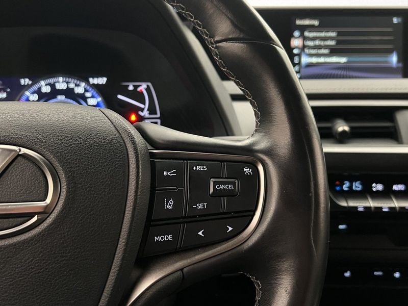 Lexus UX bild 17