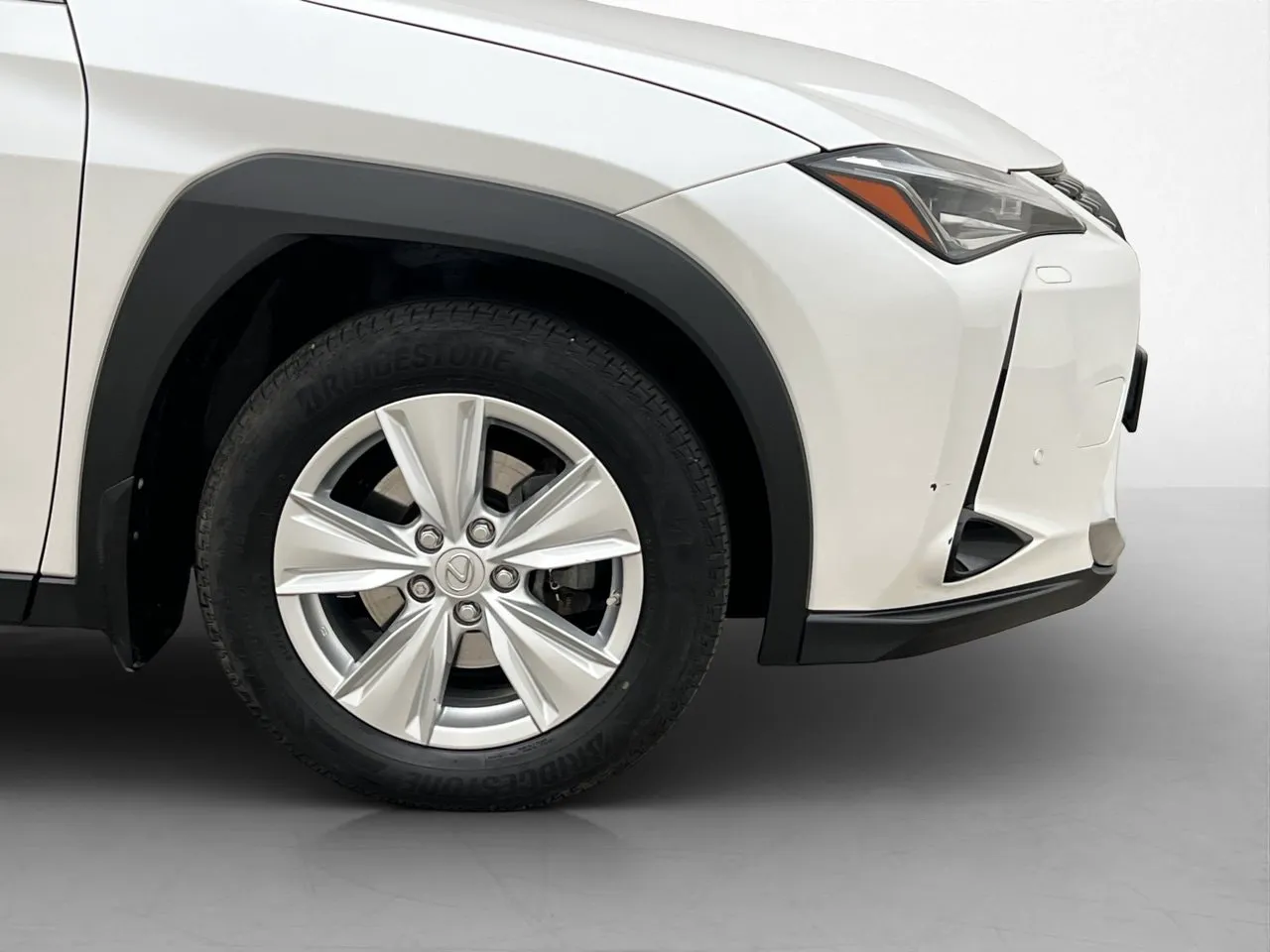Vehicle image 30