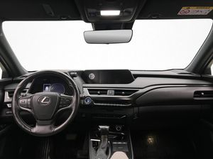 Lexus UX bild 12