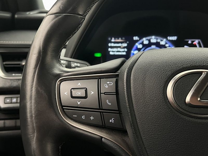 Lexus UX bild 15