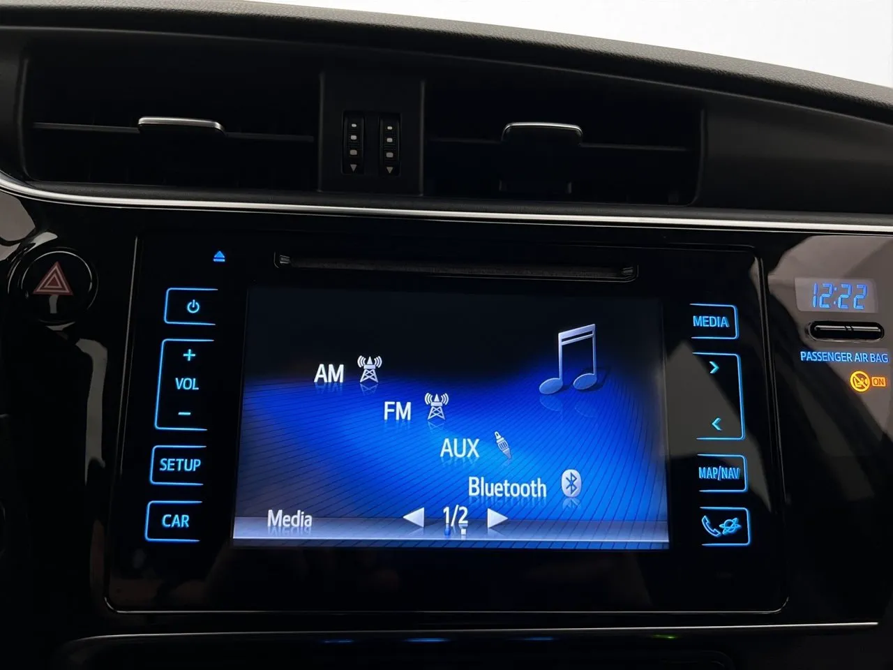 Vehicle image 20