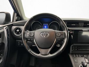 Toyota Auris bild 13