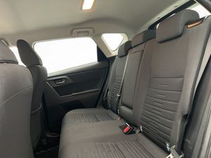 Toyota Auris bild 25
