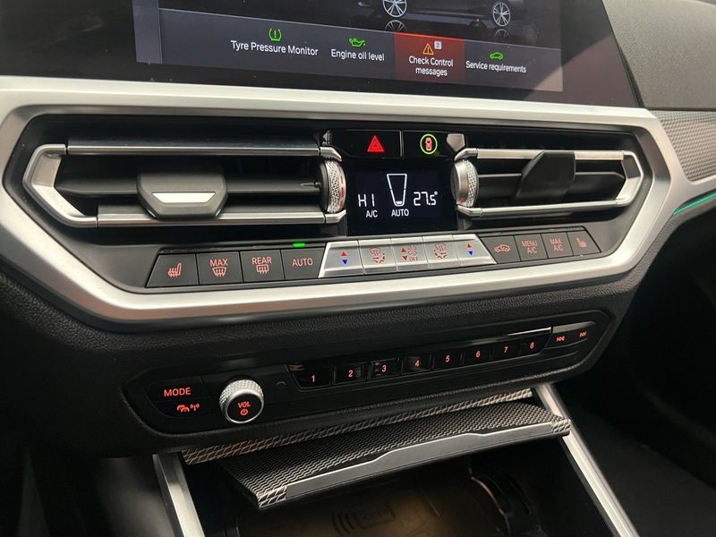 BMW 330 bild 18