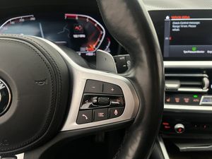 BMW 330 bild 14