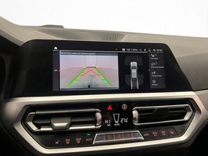 BMW 330 bild 15