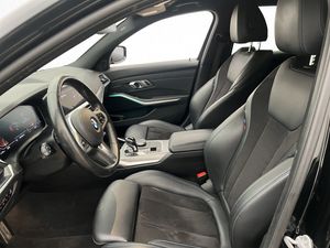 BMW 330 bild 10