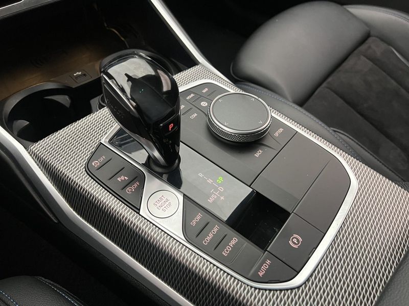 BMW 330 bild 19