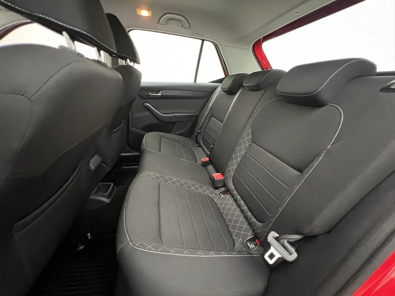 Vehicle image 22