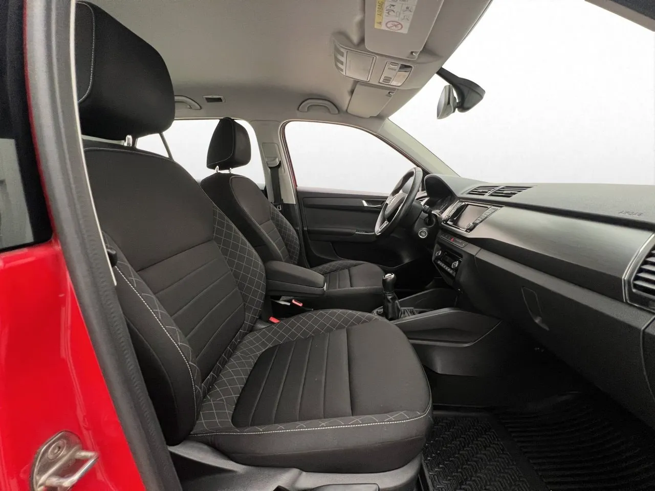 Vehicle image 20