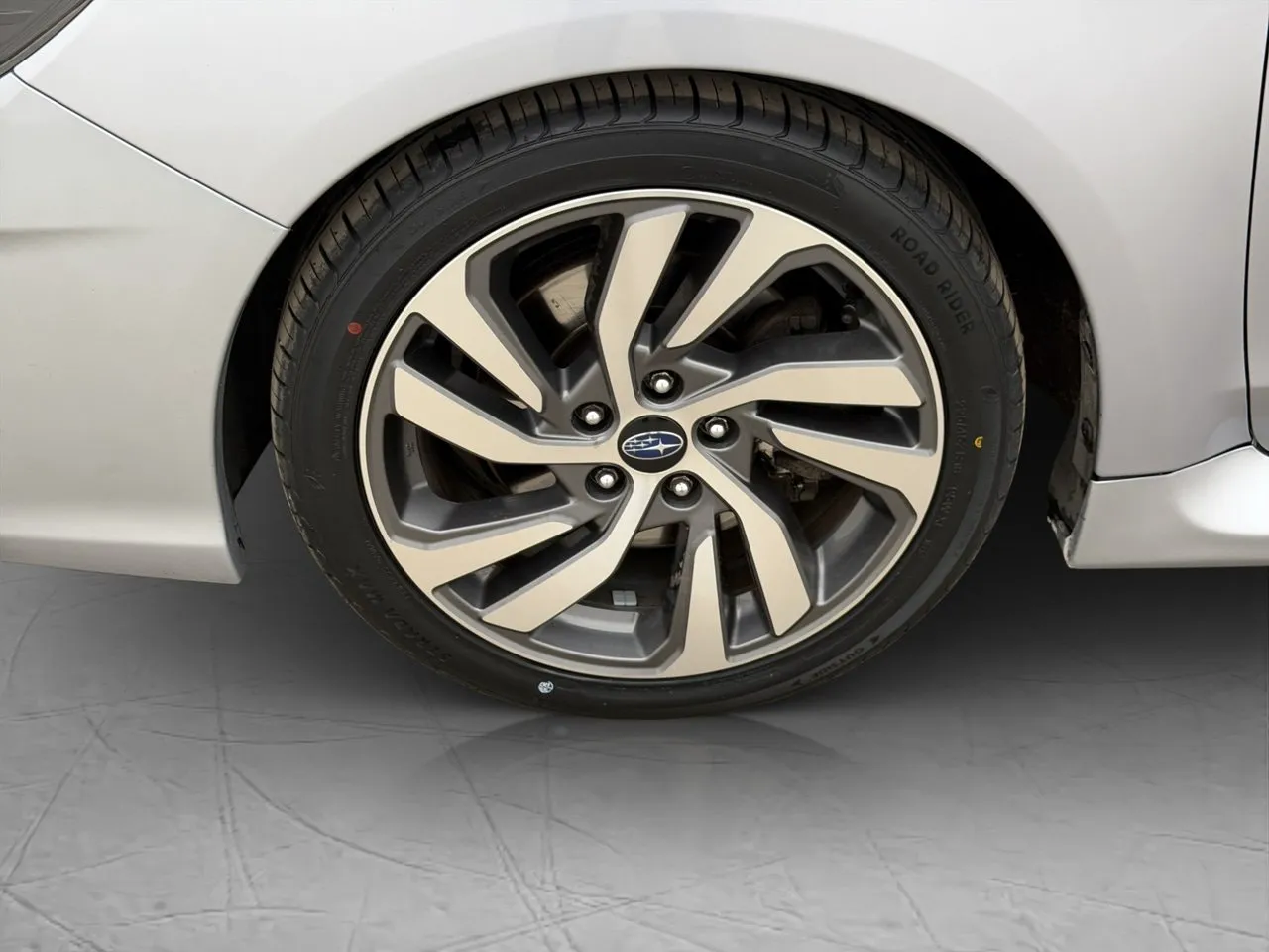 Vehicle image 21