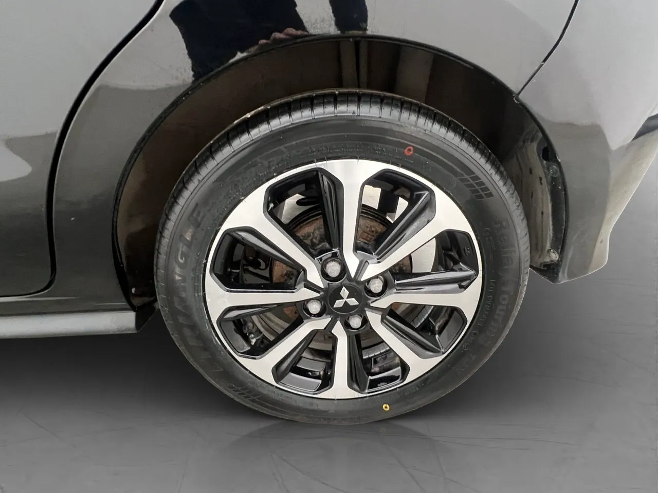 Vehicle image 31