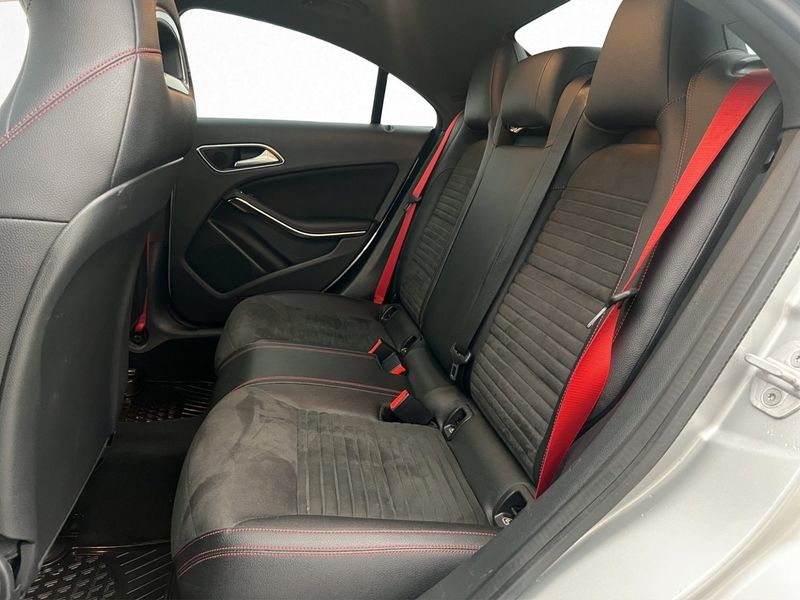 Mercedes CLA250 bild 26