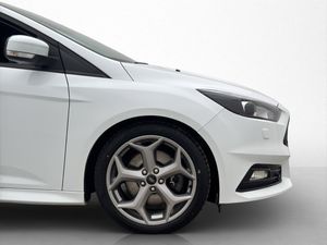 Ford Focus bild 24