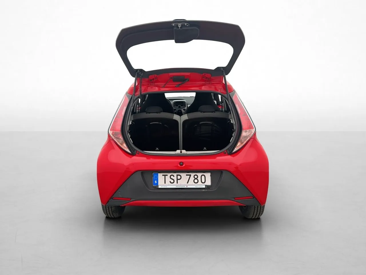 Vehicle image 21