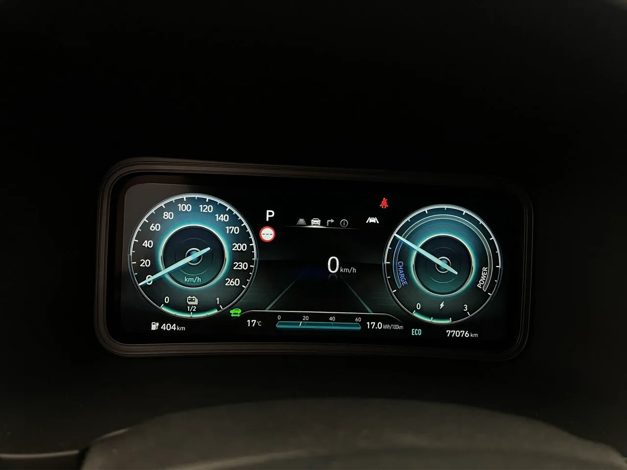 Vehicle image 16