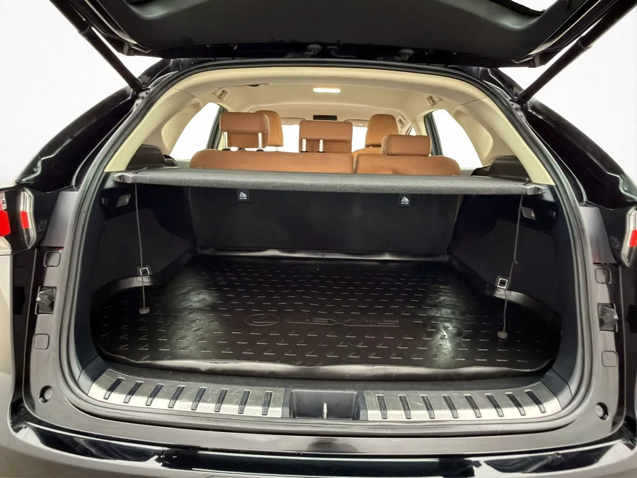 Vehicle image 30