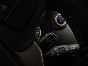 Lexus NX bild 19