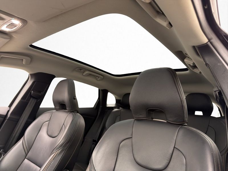 Volvo V40 bild 10