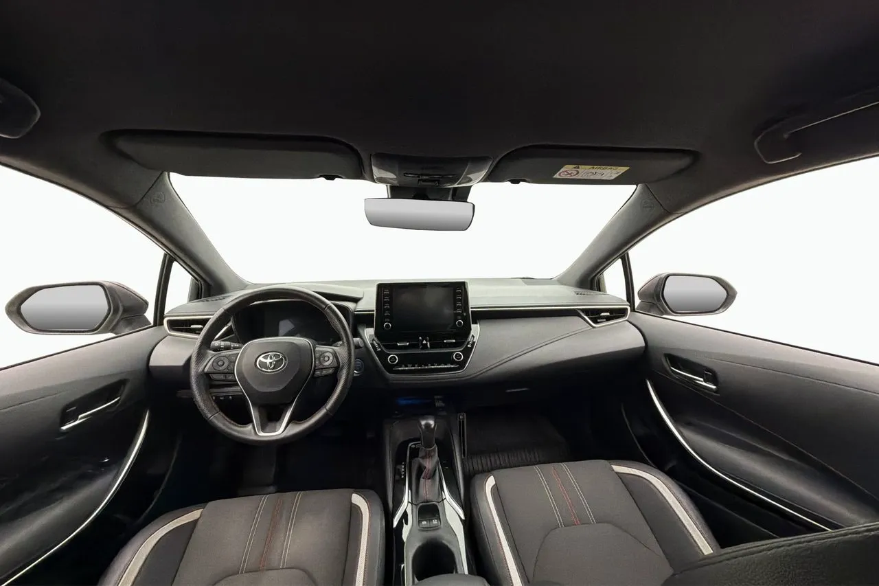Vehicle image 8