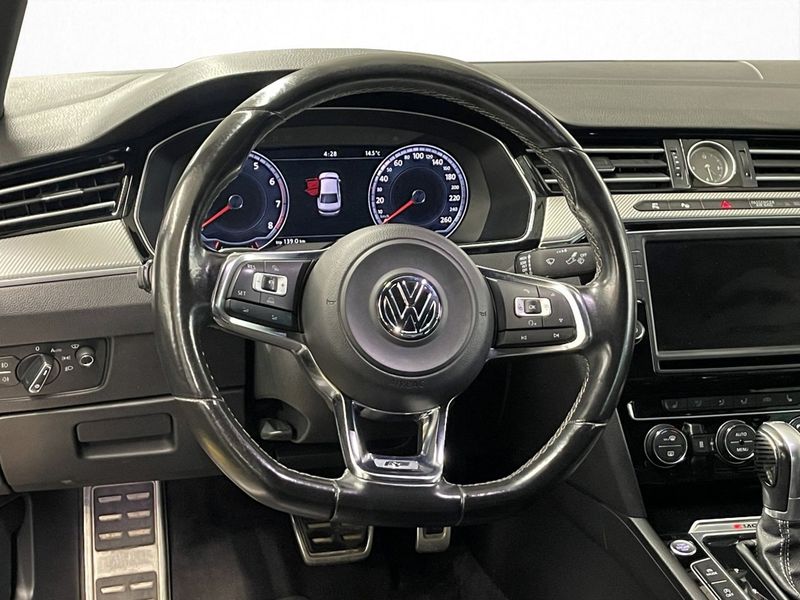 Volkswagen Passat bild 13