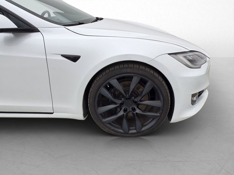 Tesla Model S bild 35