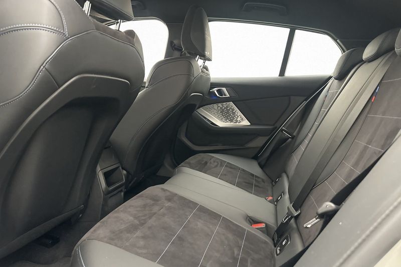 BMW 120 bild 21