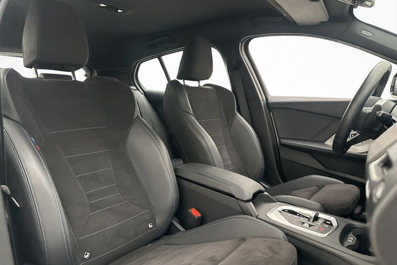 BMW 120 bild 19