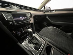 Volkswagen Passat bild 21