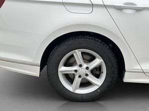 Volkswagen Passat bild 29