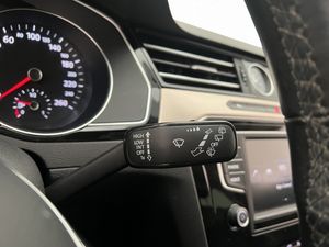 Volkswagen Passat bild 17