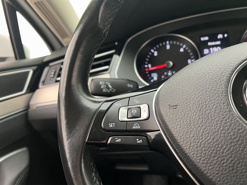 Volkswagen Passat bild 14