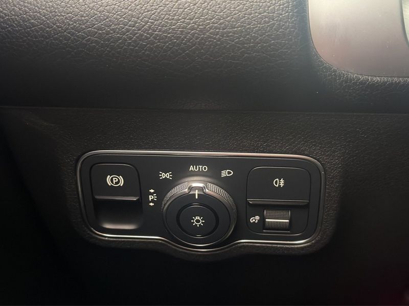 Mercedes EQB300 bild 18
