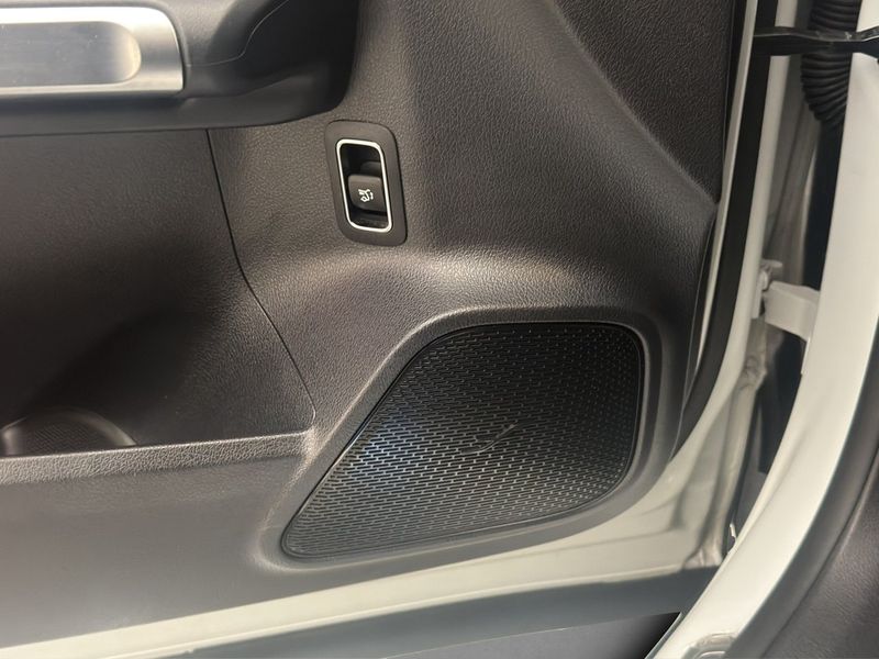 Mercedes EQB300 bild 17