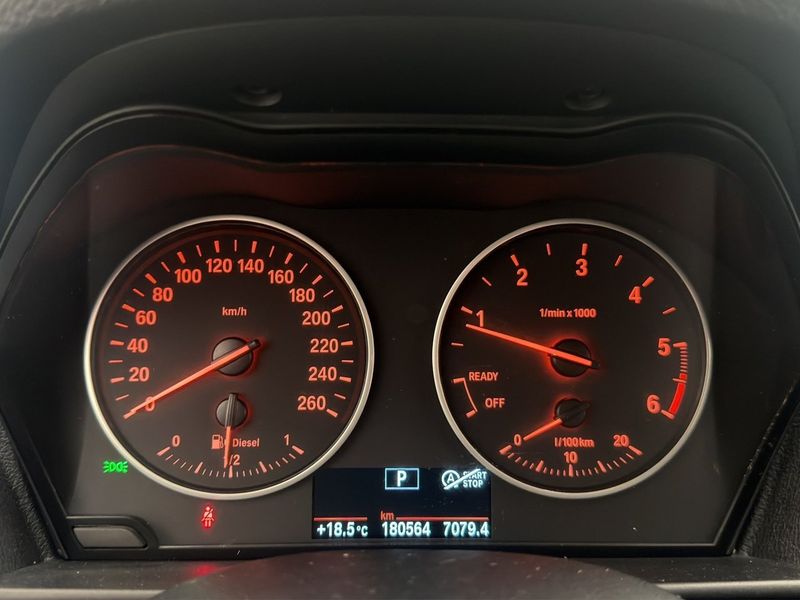 BMW 120 bild 16