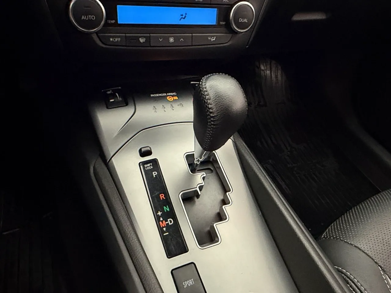 Vehicle image 23
