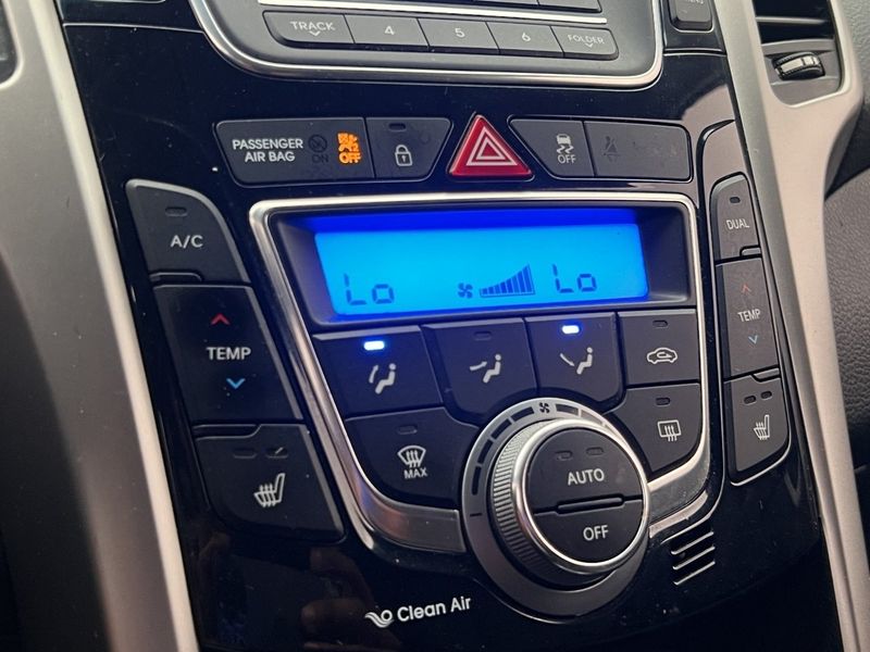 Hyundai i30 bild 24