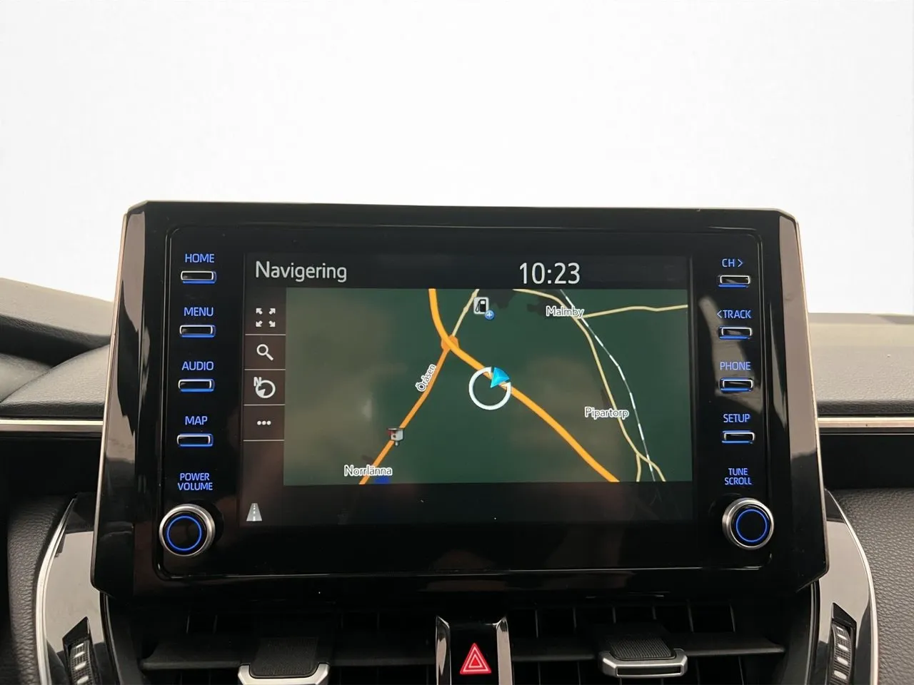 Vehicle image 18