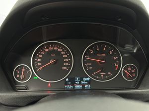 BMW 320 bild 14