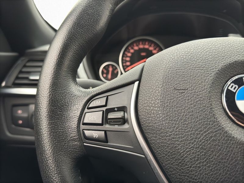 BMW 320 bild 13