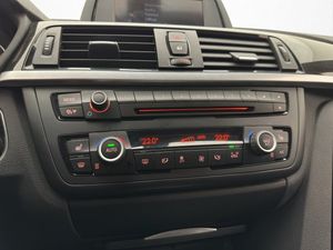 BMW 320 bild 18
