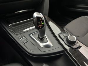 BMW 320 bild 19