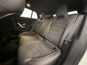 Mercedes CLA200 bild 26