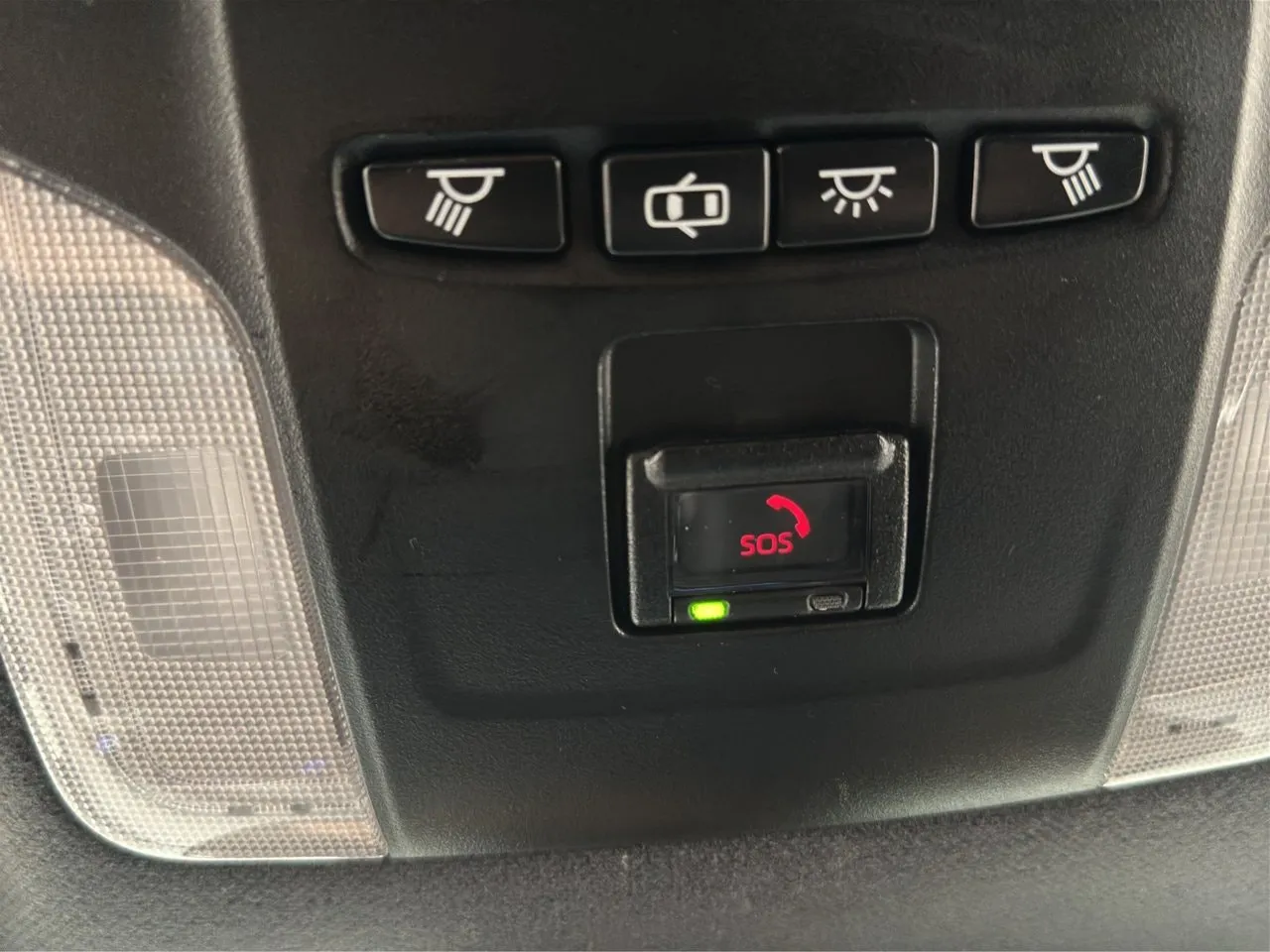 Vehicle image 24