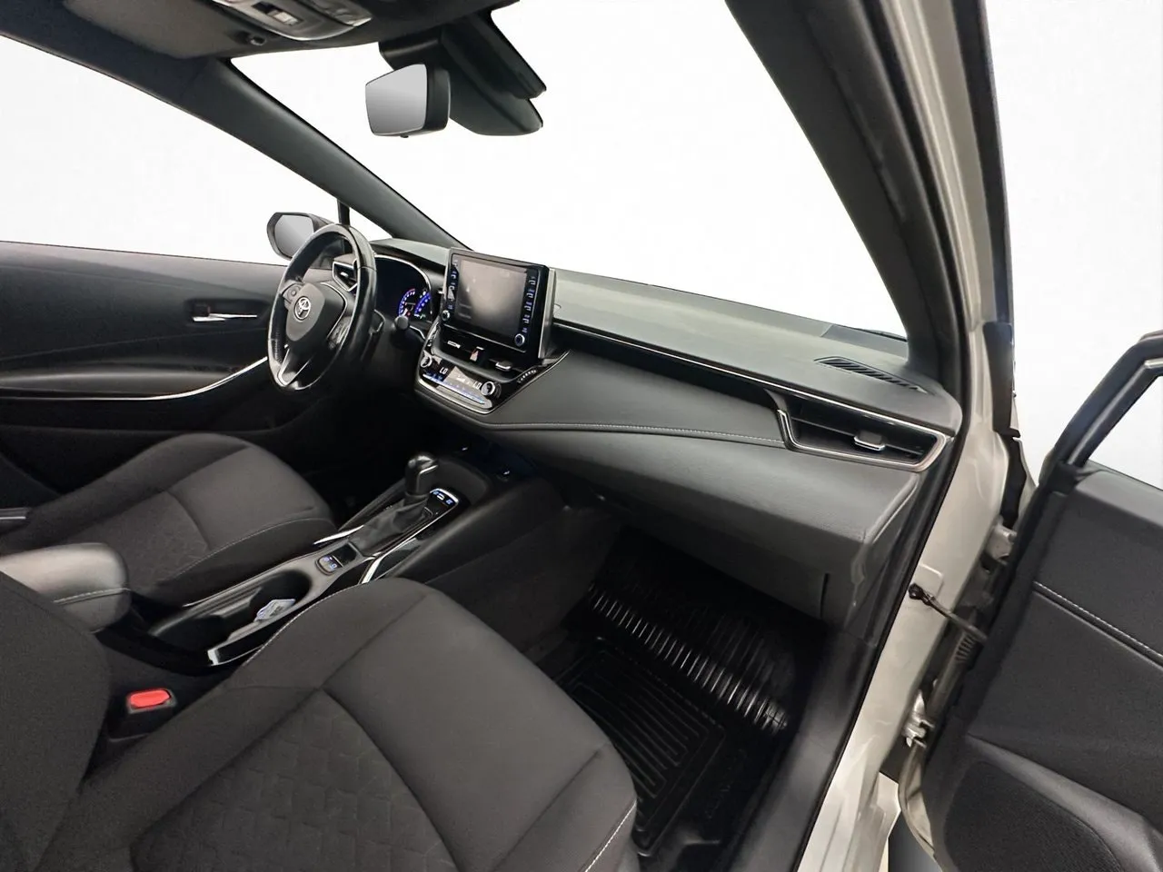 Vehicle image 30