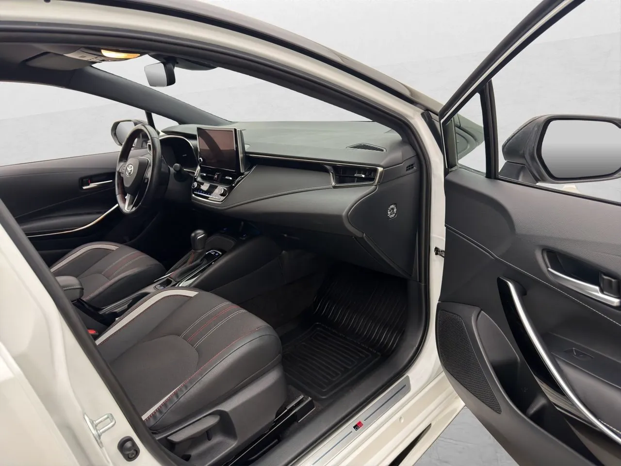 Vehicle image 20