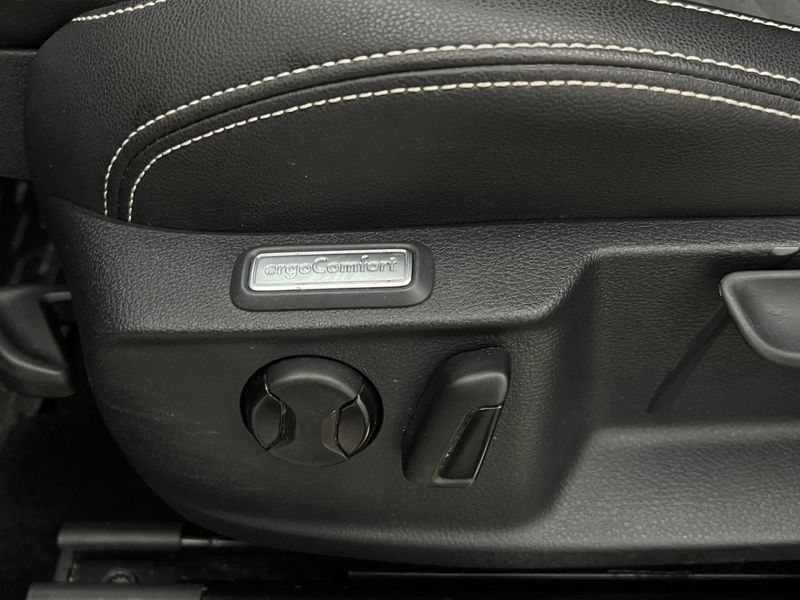 Volkswagen Passat bild 13