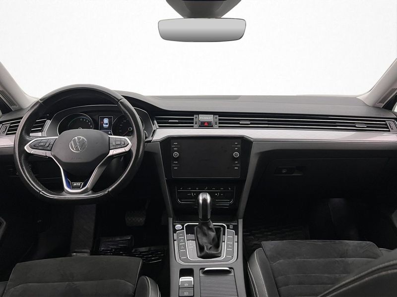 Volkswagen Passat bild 14