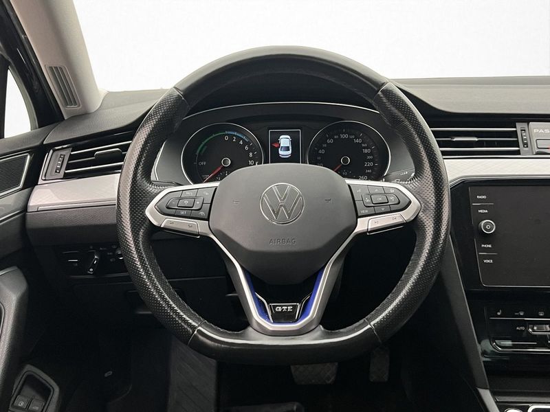 Volkswagen Passat bild 15